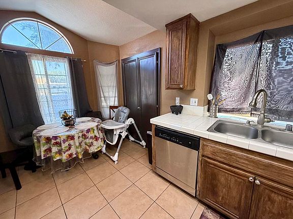 4th image of 46461 Mesa Verde Trl