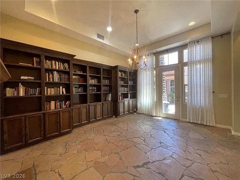 53 Avenida Sorrento — Photo 21
