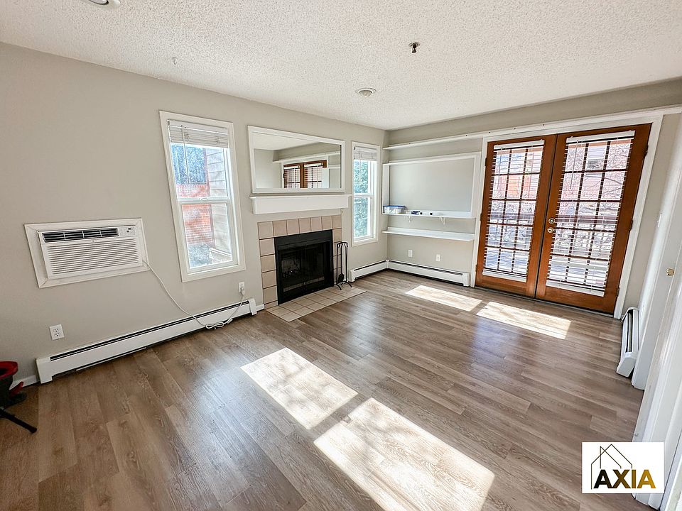 1st image of 1921 Canyon Blvd APT 105