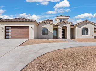 1114 Valley View Dr SW, Los Lunas, NM 87031