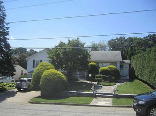 68 Hyde St, Cranston, RI 02920