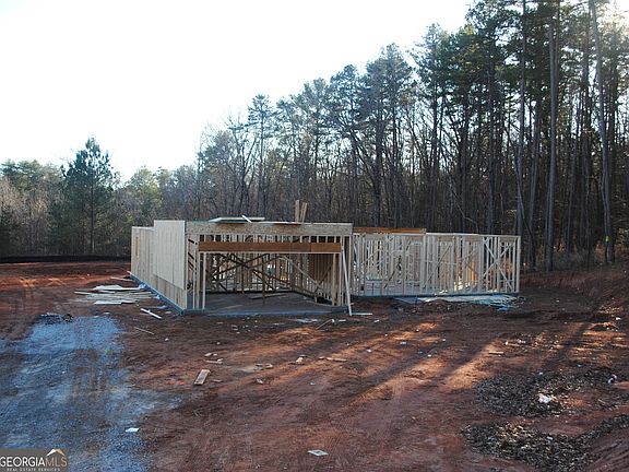 4th image of 1 Roundtop Rd