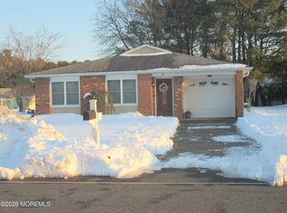 117 Lions Head Blvd S, Brick, NJ 08723
