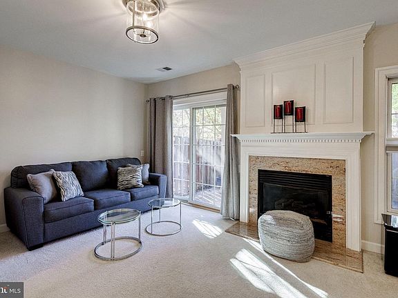 3rd image of 4674 Kell Ln