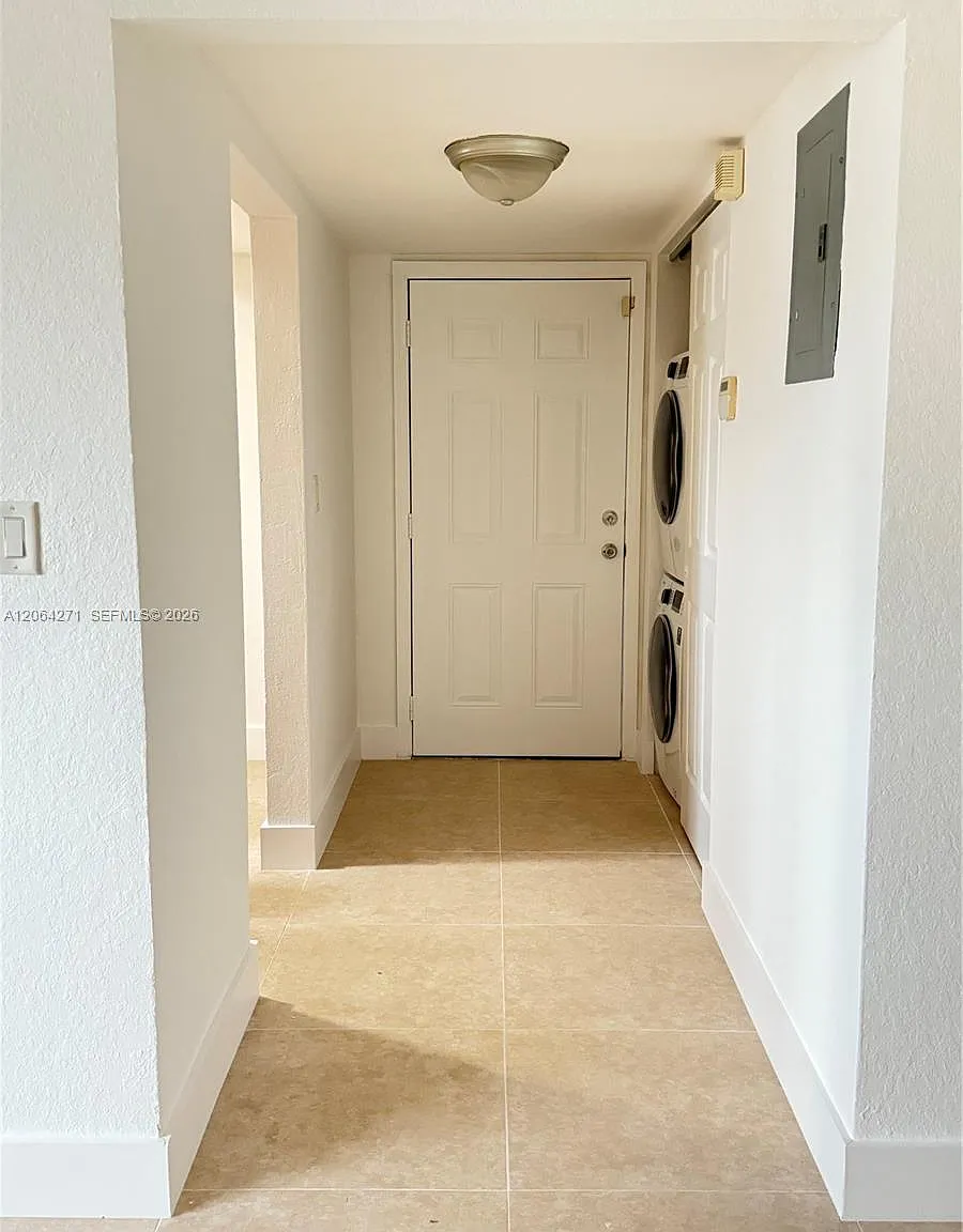 Paradise At Dadeland Condo — Photo 4