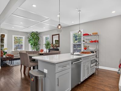 113 White St APT 1, Belmont, MA, 02478