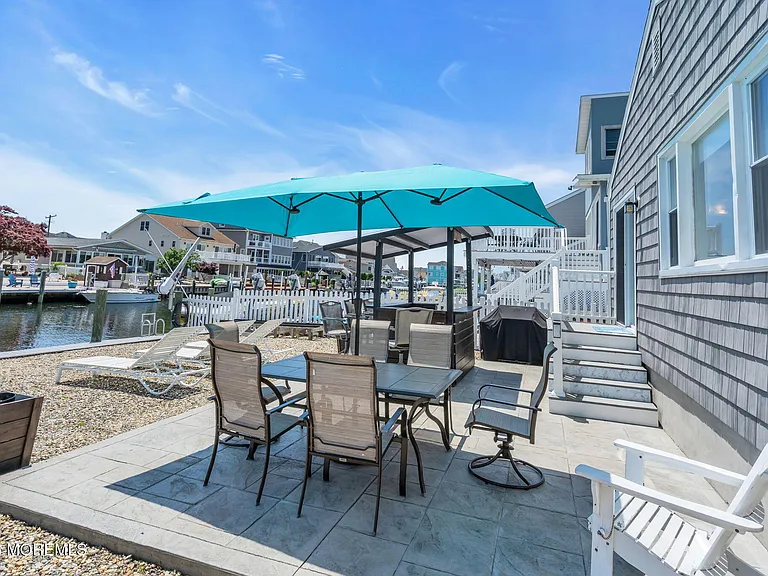 53 E Coral Dr — Photo 17