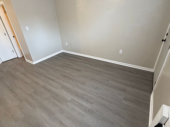 5th image of 125 W Virginia Ave APT A
