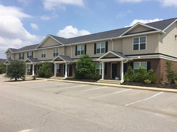 347 Family Lodge Dr APT 10, Fayetteville, NC 28303