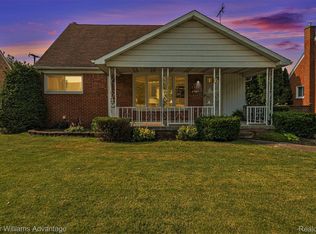 8010 Harding St, Taylor, MI 48180