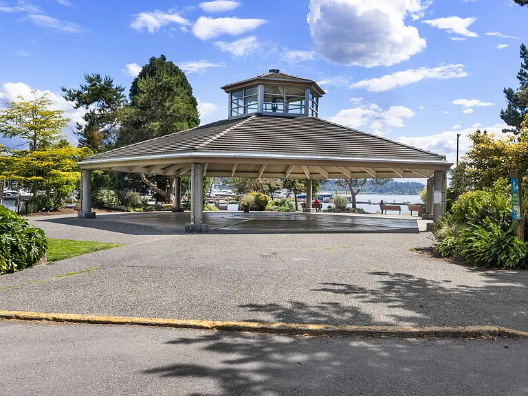North at Totem Lake Apartments — Photo 42