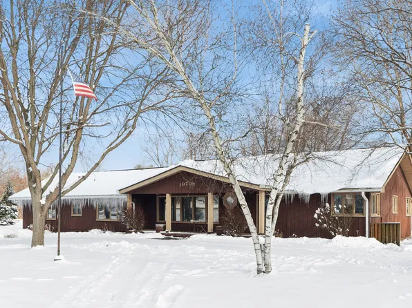 10705 Lane St, Crown Point, IN 46307