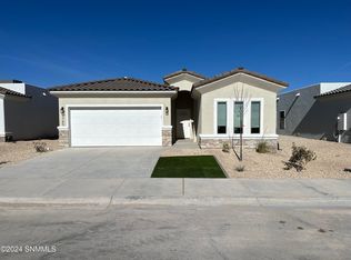3745 Daybreak St, Las Cruces, NM 88012