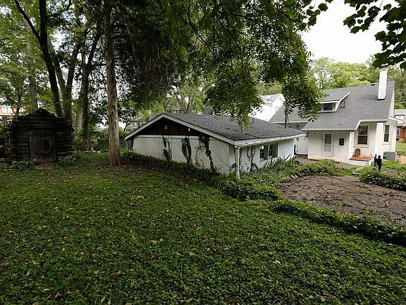 5th image of 135 N Clay Ave