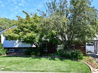 1323 NW Prospect Ave, Grants Pass, OR 97526