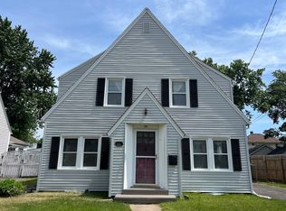 59 Osborne Ter, Springfield, MA 01104