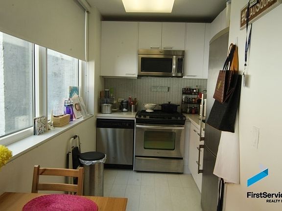4th image of 503 W 46th St APT 5