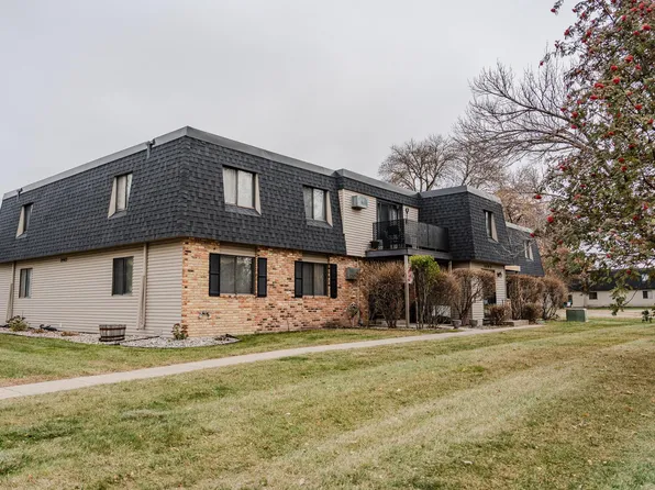 2402 N Flickertail Dr S APT 1, Fargo, ND 58103