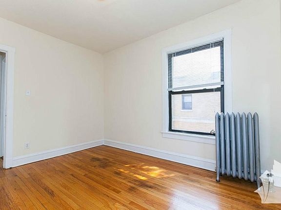 5th image of 2647 N Spaulding Ave APT 1W