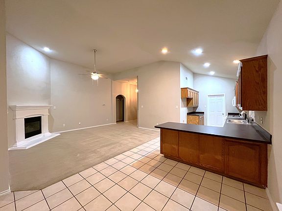 5th image of 9617 Willow Branch Way