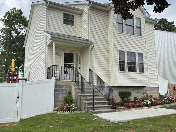 9514 Washington Ave, Laurel, MD 20723
