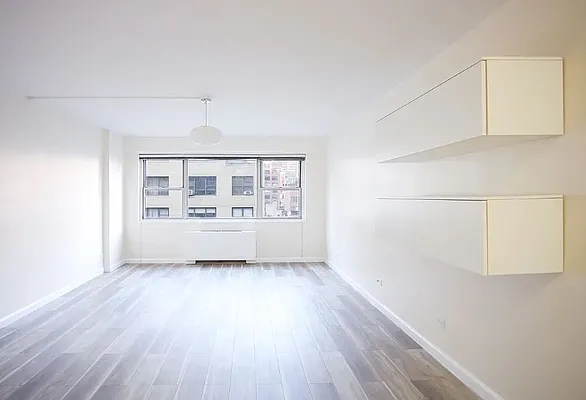 Rented by Corcoran | media 7