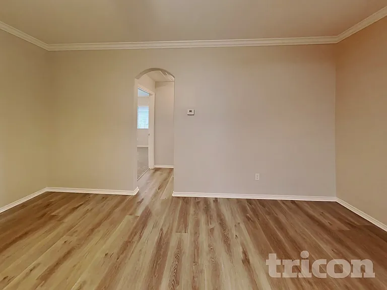 117 Magnolia St — Photo 3