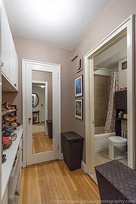 Rented by Luminous Realty | media 21