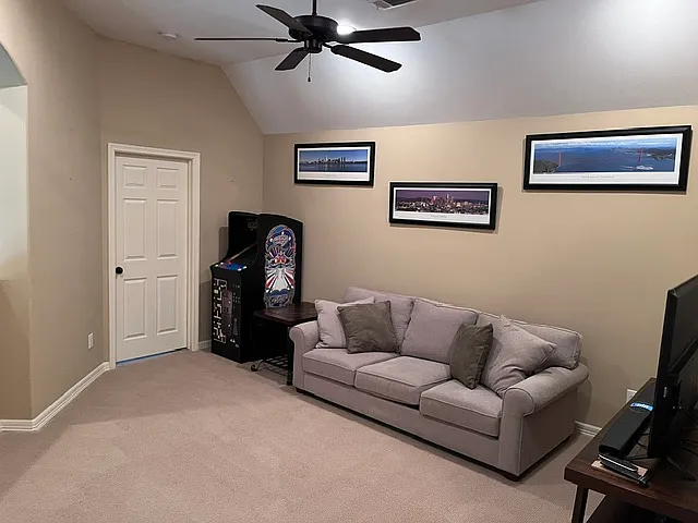 2128 Portwood Way — Photo 17