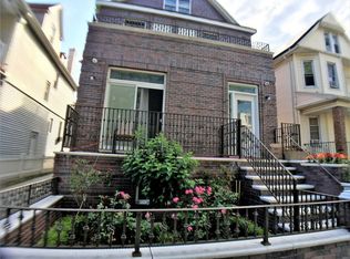 690 E 5th St #2, Brooklyn, NY 11218