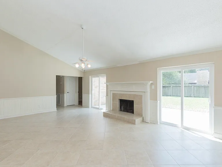 4106 Kitchen Hill Ln — Photo 12