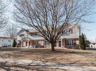 905 Whispering Way APT 1, Cottage Grove, WI 53527