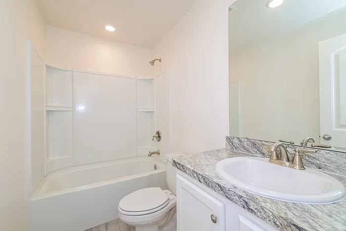 218 Linda Ln — Photo 9