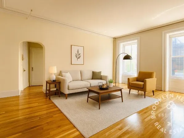 147 Montague Street image 1 of 8