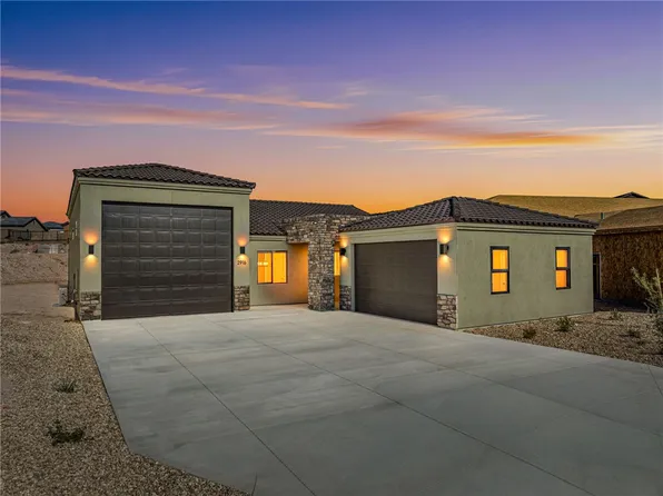 2916 Sidewheel Dr, Bullhead City, AZ 86429