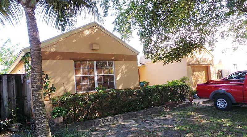 1st image of 20523 SW 103rd Ave