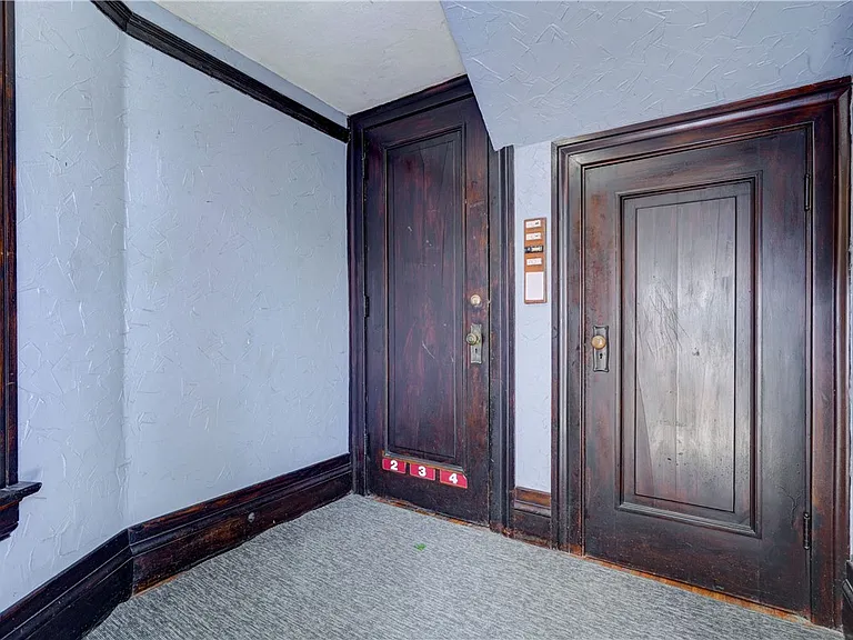 948 Culver Rd #4 — Photo 4