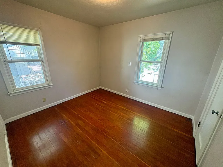 701 Alderson Ave — Photo 11