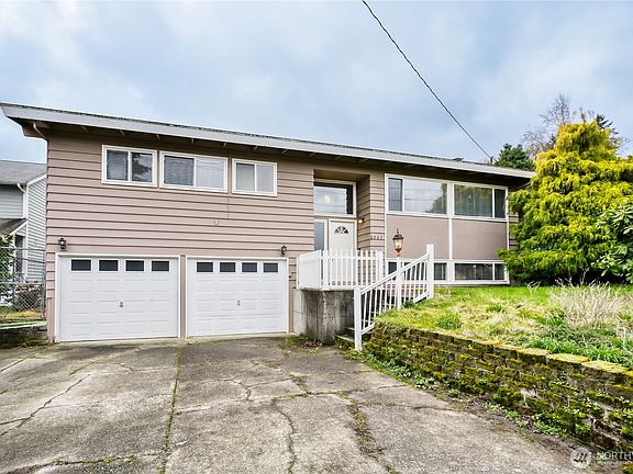 2nd image of 8047 S 117th Street