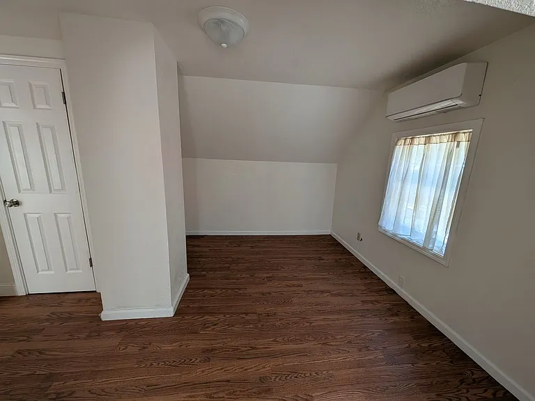 604 Loma St — Photo 23