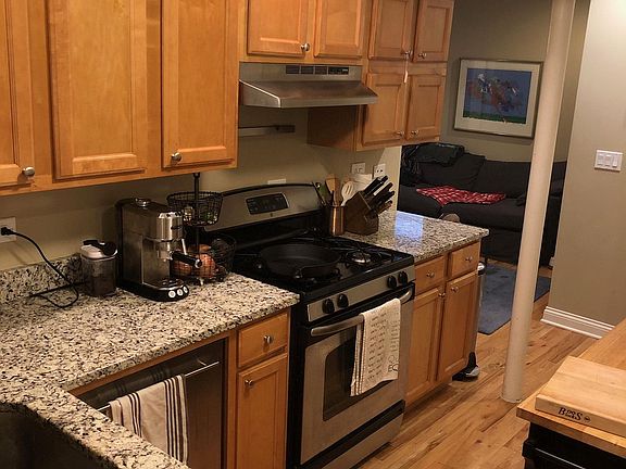 3rd image of 2834 N Dawson Ave