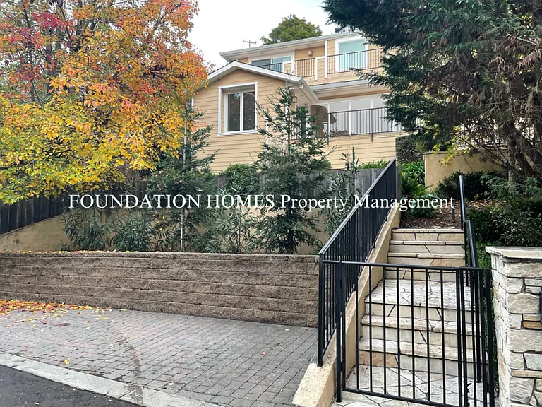 56 S Knoll Rd — Photo 4