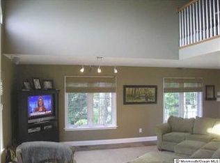 203 Hillcrest Ave, Neptune City, NJ 07753