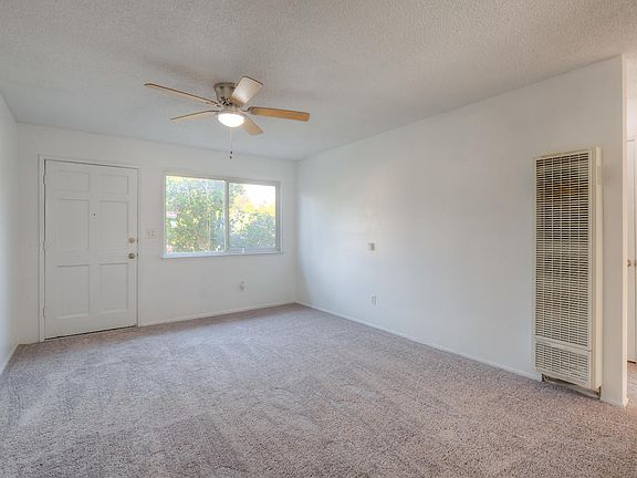 4th image of 3520 Gardenia St