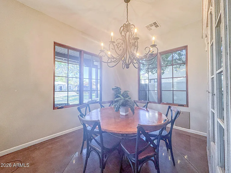 325 W Campbell Ave — Photo 21