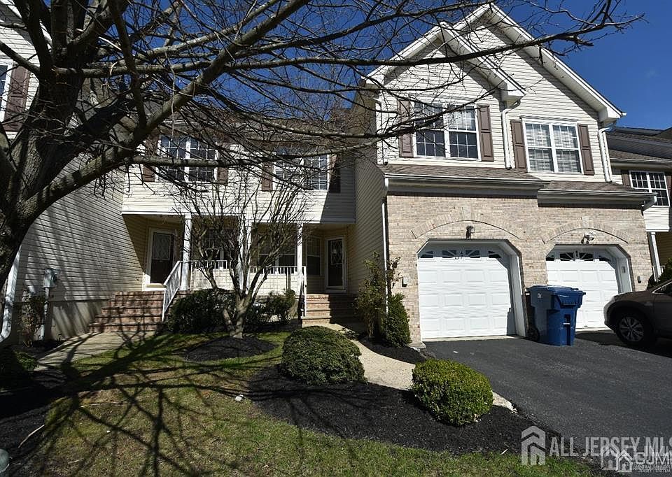 1st image of 47 Jared Dr