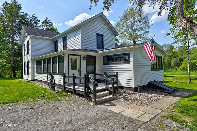3rd image of 489 Wilson Hill Road