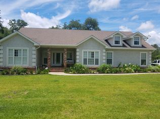 157 Drakes Lndg, Brunswick, GA 31523