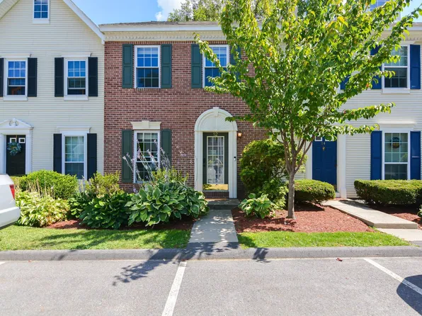 12 Bernards Road, Merrimack, NH 03054