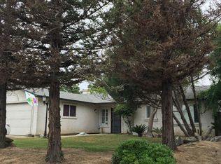 2660 Almond St, Selma, CA 93662